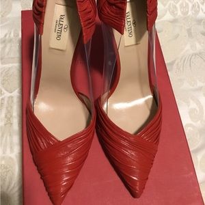 Red leather Valentino Garavani pumps with a stiletto heel